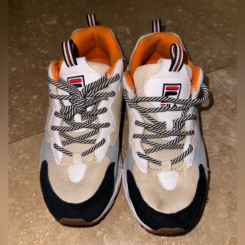 Women’s FILA sneakers